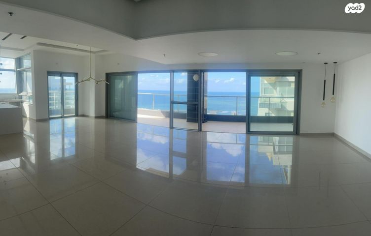 גג/ פנטהאוז, הקריה מע"ר, אשדוד