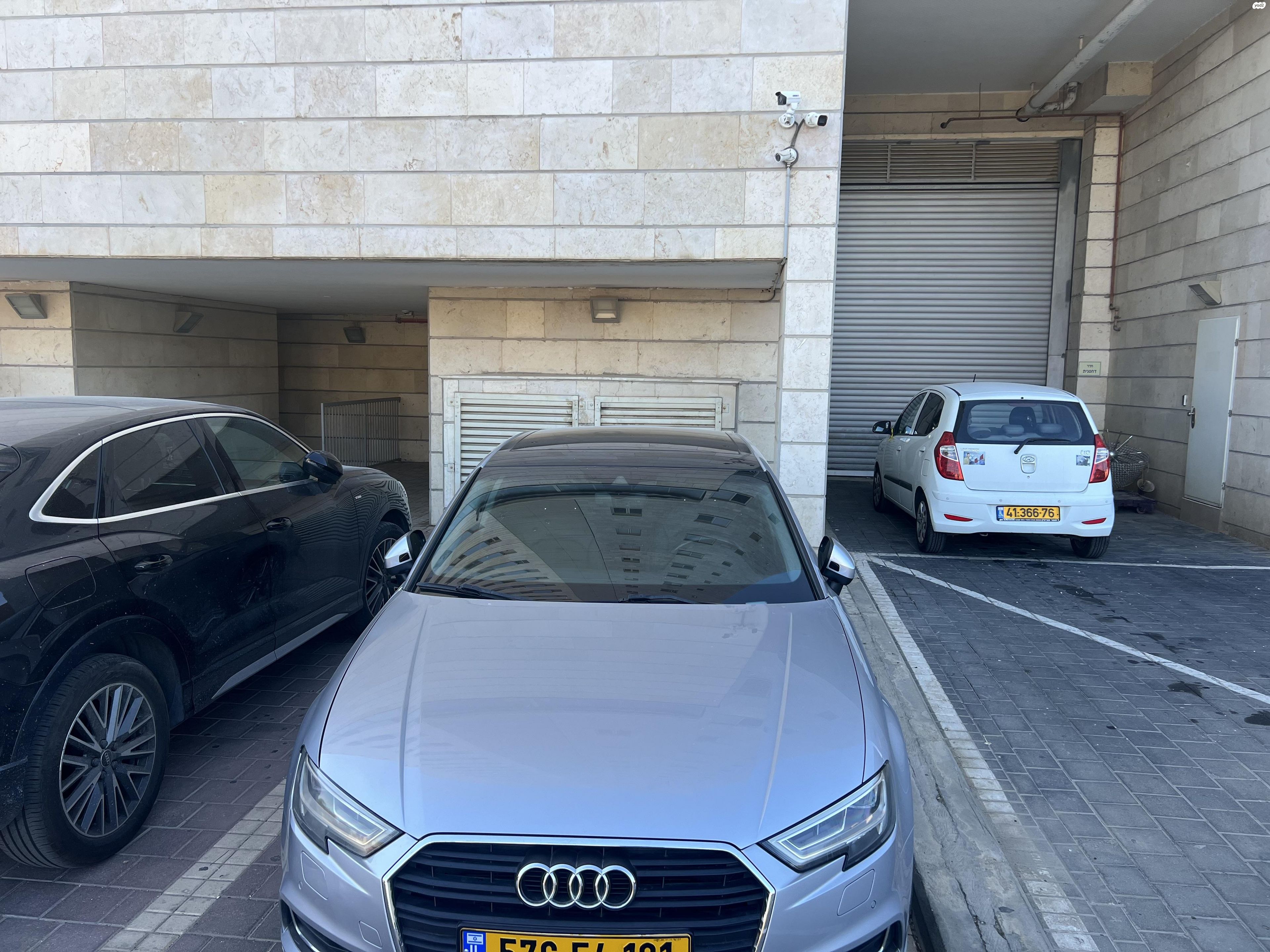 מודעת רכב אאודי A3