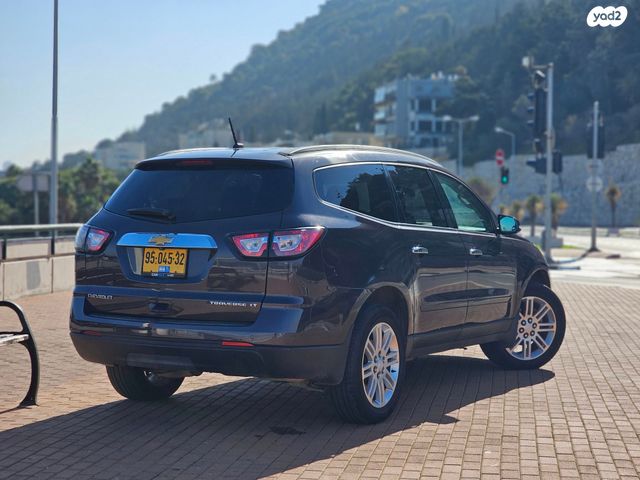 שברולט טראוורס