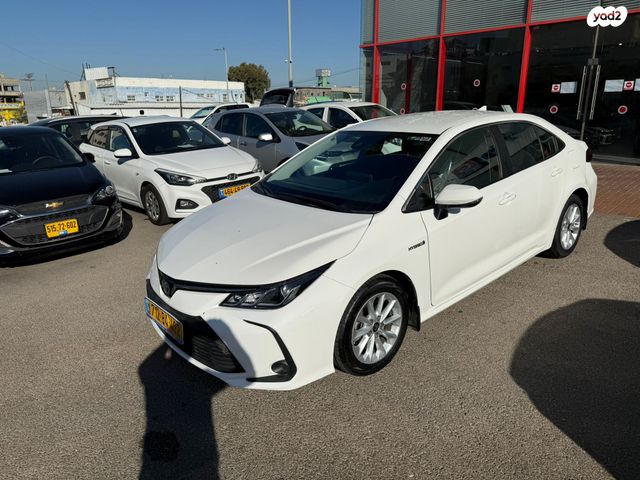 טויוטה קורולה