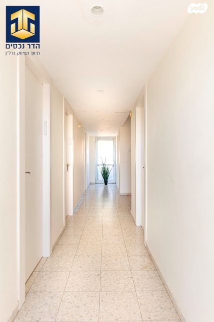 בית פרטי/ קוטג', הגיתית, כלי שיר, מעלה אדומים