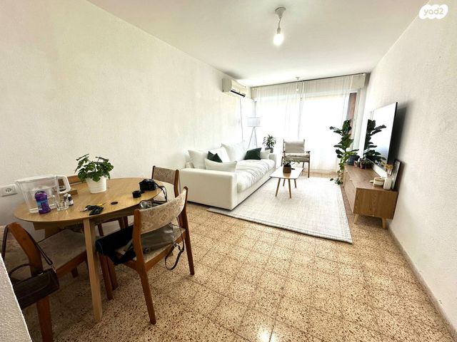 דירה, יהודה בורלא 25, רמות רמז, חיפה