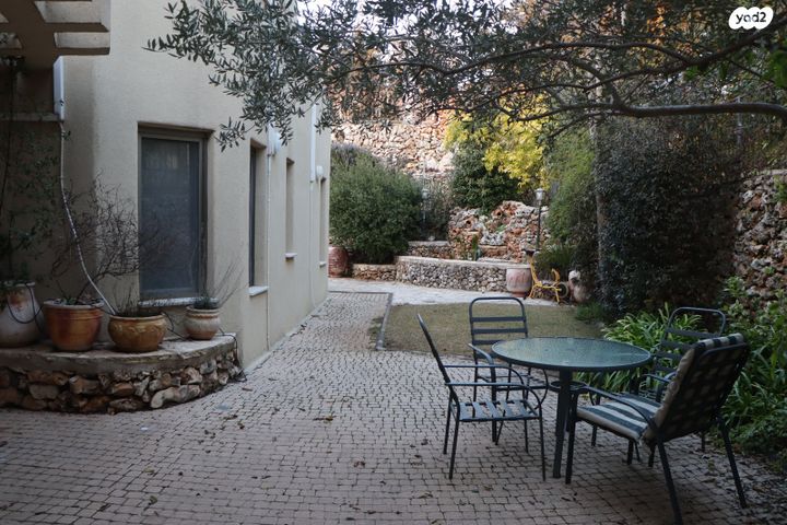 בית פרטי/ קוטג', הפרחים, כפר ורדים