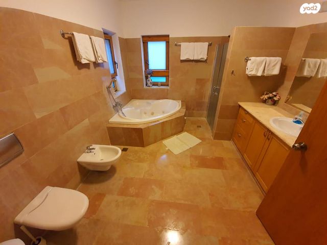 בית פרטי/ קוטג', כפר ורדים