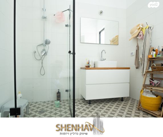 גג/ פנטהאוז, תל מונד