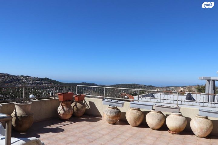 בית פרטי/ קוטג', הפרחים, כפר ורדים