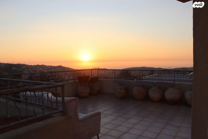 בית פרטי/ קוטג', הפרחים, כפר ורדים