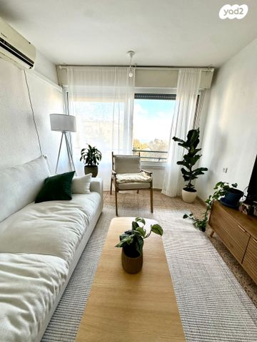 דירה, יהודה בורלא 25, רמות רמז, חיפה