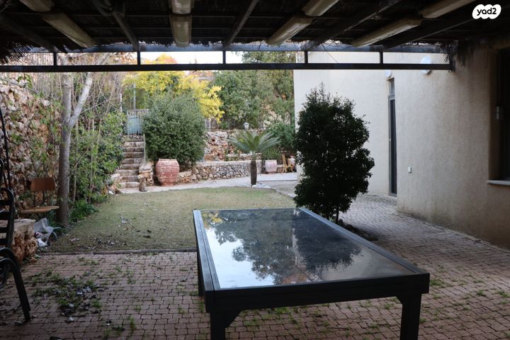 בית פרטי/ קוטג', הפרחים, כפר ורדים