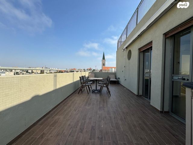 גג/ פנטהאוז, אברהם אבן שושן, תל אביב יפו