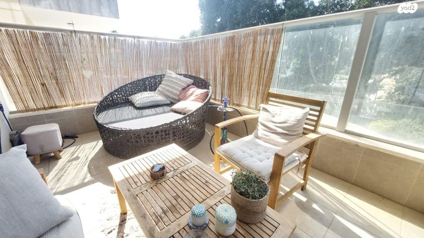 דירה, ג' / מרכז מזרח העיר, רחובות