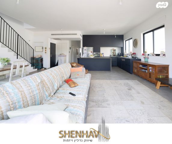 גג/ פנטהאוז