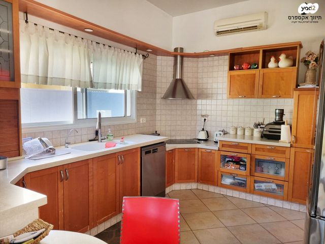 בית פרטי/ קוטג', עומר