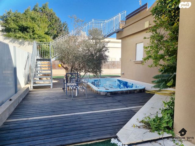 בית פרטי/ קוטג', עומר