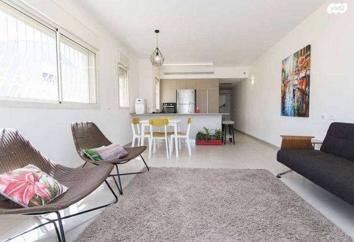 גג/ פנטהאוז, אד"ם הכהן, זיו, חיפה