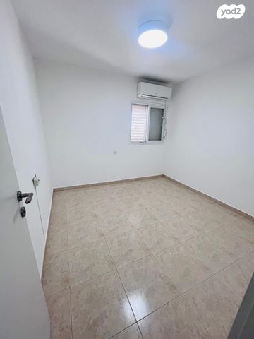 דירה, יוסף קארו, דימונה