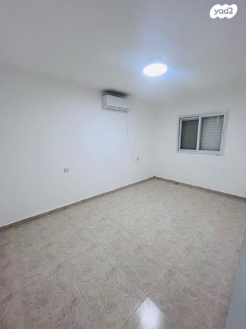 דירה, יוסף קארו, דימונה