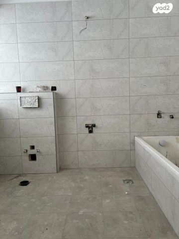 דירה, אריה אלטמן, יד אליהו, תל אביב יפו