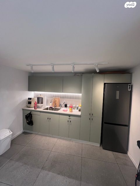 חנויות/ שטח מסחרי, אצ"ל 50, התקוה, בית יעקב, נווה צה"ל, תל אביב יפו