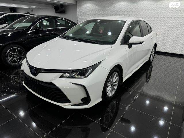 טויוטה קורולה