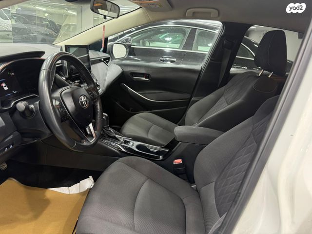 טויוטה קורולה