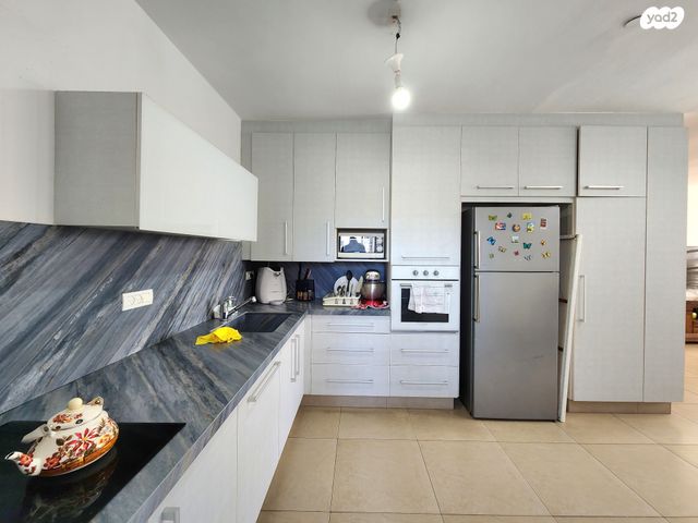 שדרות הנשיא וייצמן 