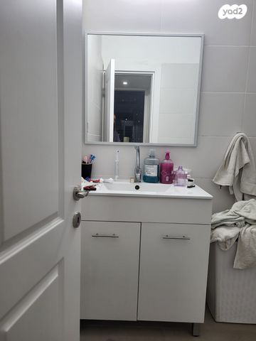 דירה, יהוד מונוסון