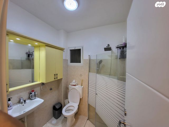 גג/ פנטהאוז, חדרה