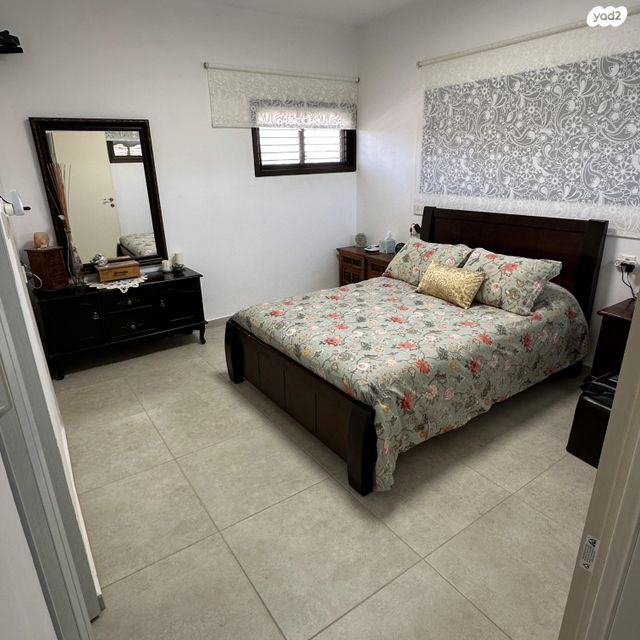 בית פרטי/ קוטג', שקד, ערד