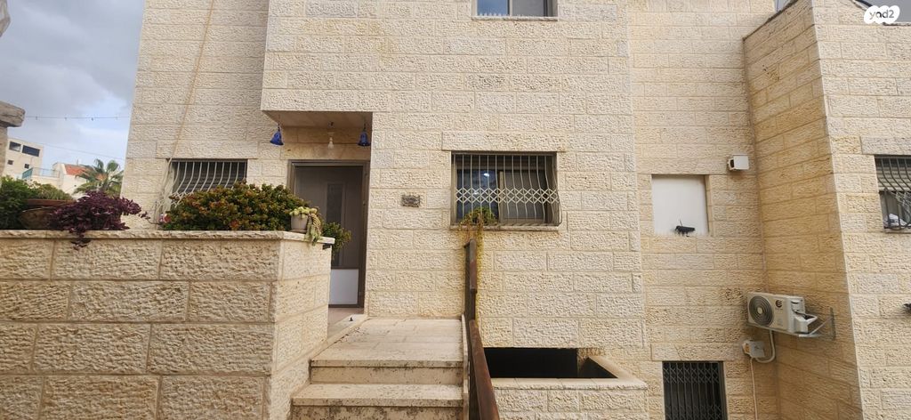 בית פרטי/ קוטג', גבעת זאב