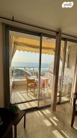 דירה, שדרות העצמאות 5, רוטשילד עצמאות, בת ים