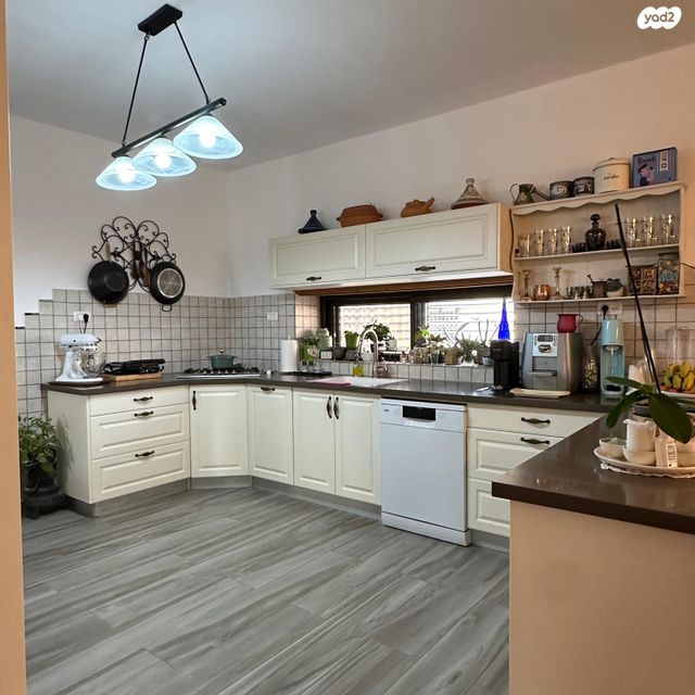 בית פרטי/ קוטג', שקד, ערד