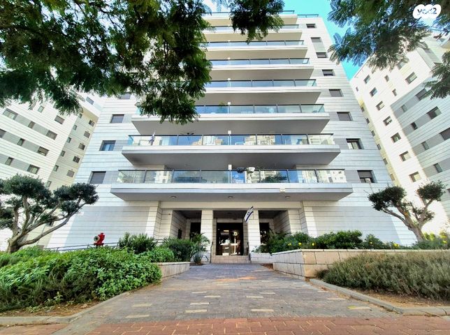 דירה, שדרות בן צבי 124, אגמים, נתניה