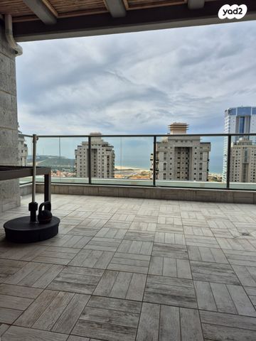 גג/ פנטהאוז, דודו דותן, עיר ימים, נתניה