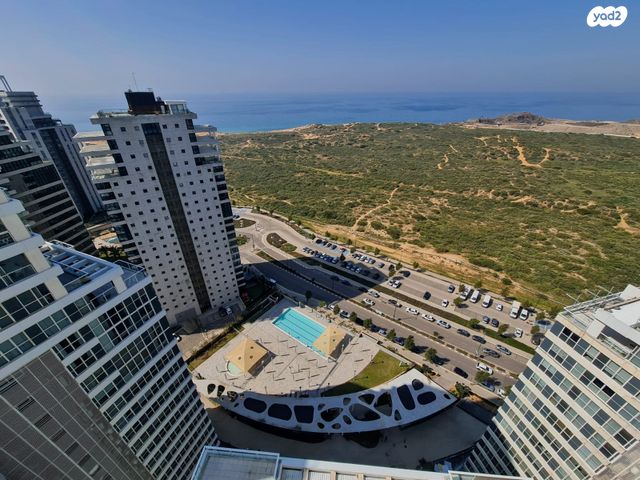 דירה, עוזי חיטמן, עיר ימים, נתניה