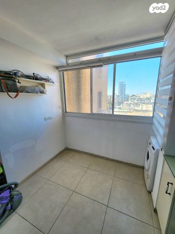 דירה, שדרות הנשיא וייצמן, רח' הנשיא צפון, חדרה