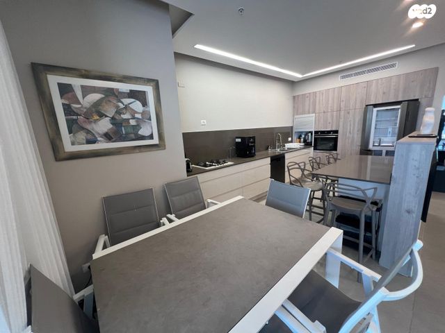 דירה, דוד המלך 8, צפון מערב מרכז העיר, נתניה