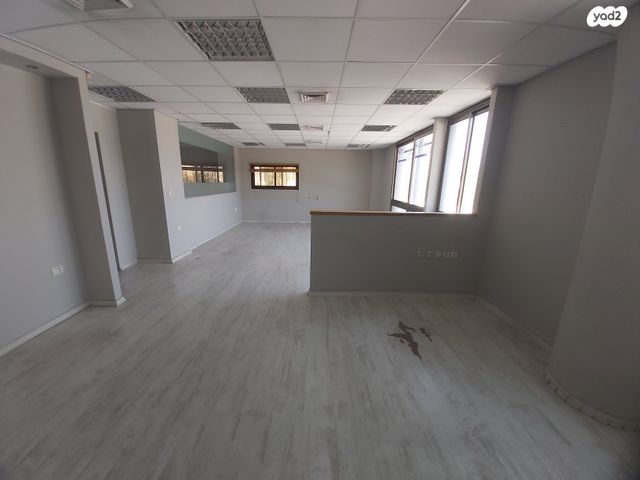 משרדים, דרך העצמאות, חיפה