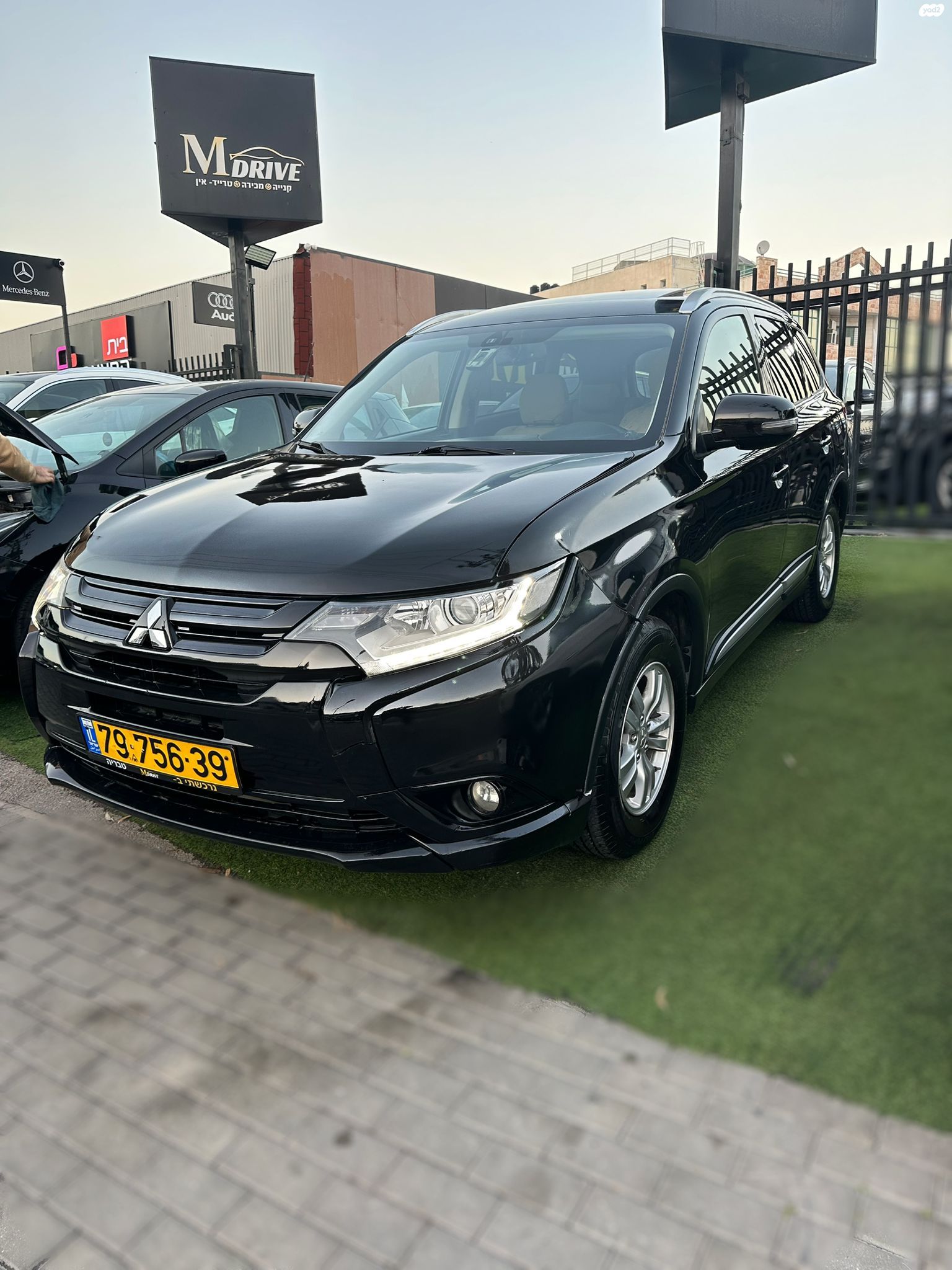מודעת רכב מיצובישי אאוטלנדר