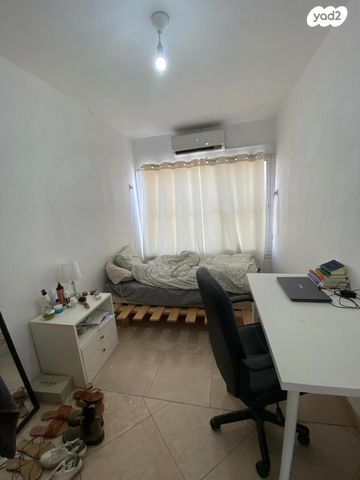 דירה, חיים נחמן ביאליק 53, שכונה ב', באר שבע