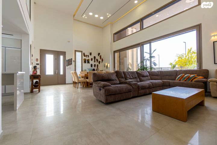 בית פרטי/ קוטג', מיתר / כרמית