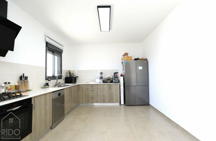 גג/ פנטהאוז, הארבל, פרדסיה, פרדסיה