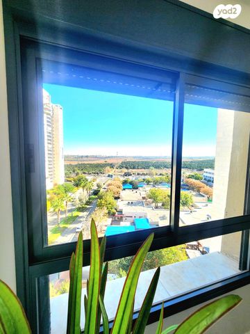 דירה, פרופ' דניאל כהנמן, רחובות המדע, רחובות