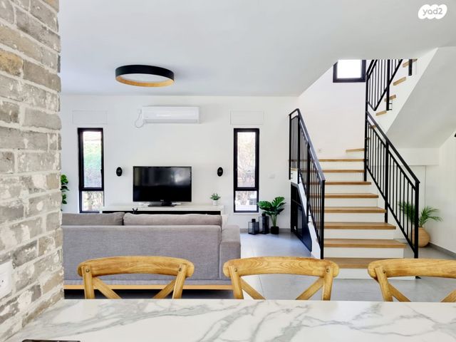 בית פרטי/ קוטג', קדימה צורן