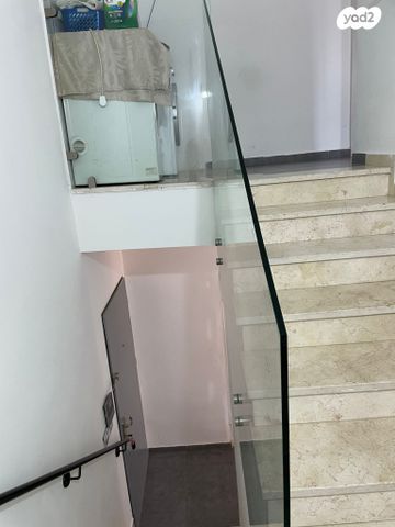 דירת גן, יונה וולך, רמלה