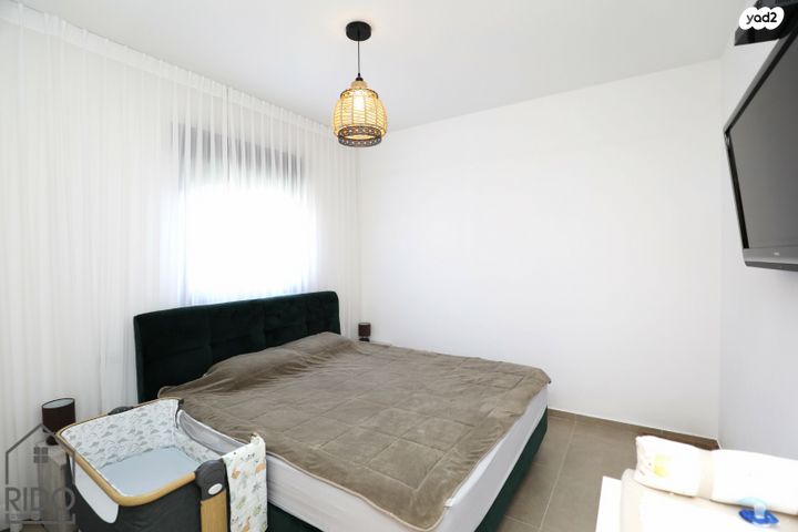 גג/ פנטהאוז, הארבל, פרדסיה, פרדסיה