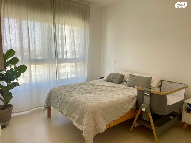 דירה, אהבת אדם, שרונה, כפר יונה