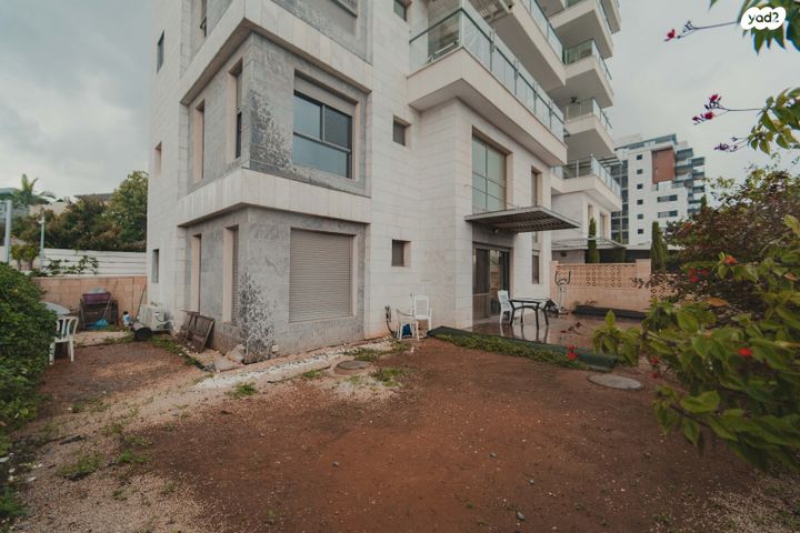 דופלקס, הירדן, חדרה