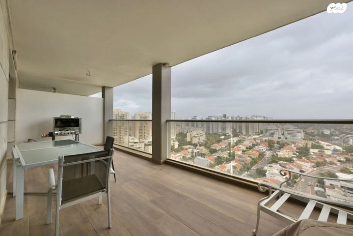 דירה, קרית אונו