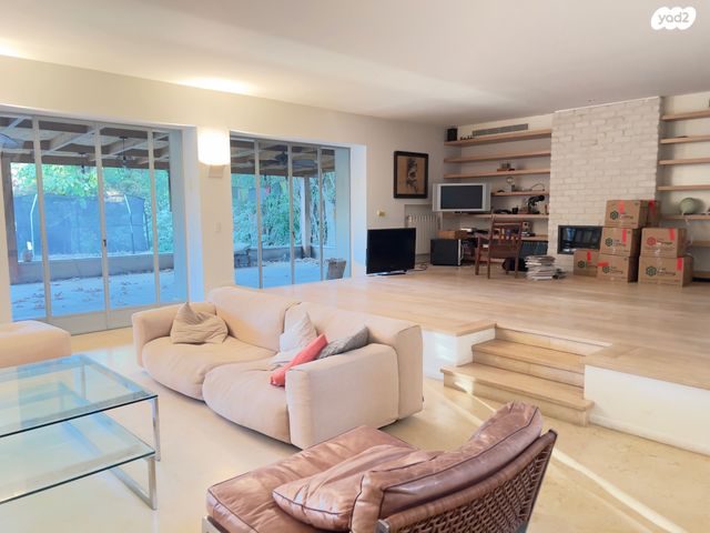 בית פרטי/ קוטג', סביון